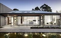 011-woorarra-house-blending-timeless-design-nature