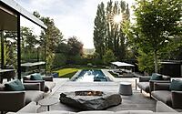 012-modern-country-house-elegant-blend-style-vancouver