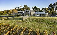 015-woorarra-house-blending-timeless-design-nature