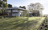 016-woorarra-house-blending-timeless-design-nature