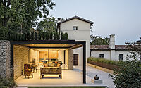 017-villa-belvedere-classic-italian-design-meets-modernity