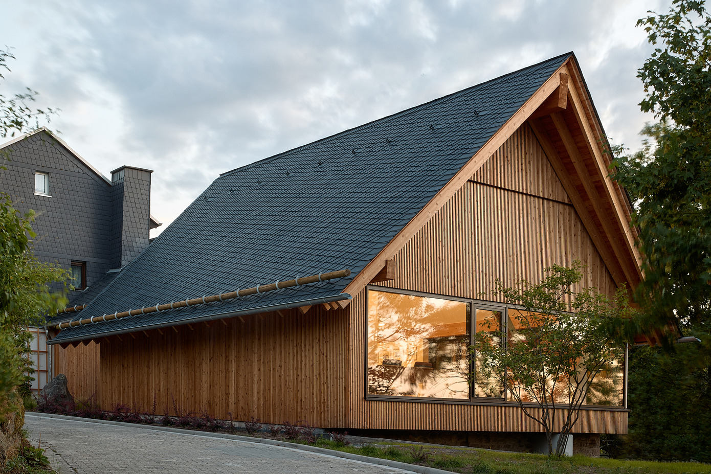 The Barn: A Fusion of Archaic Charm and Modern Design