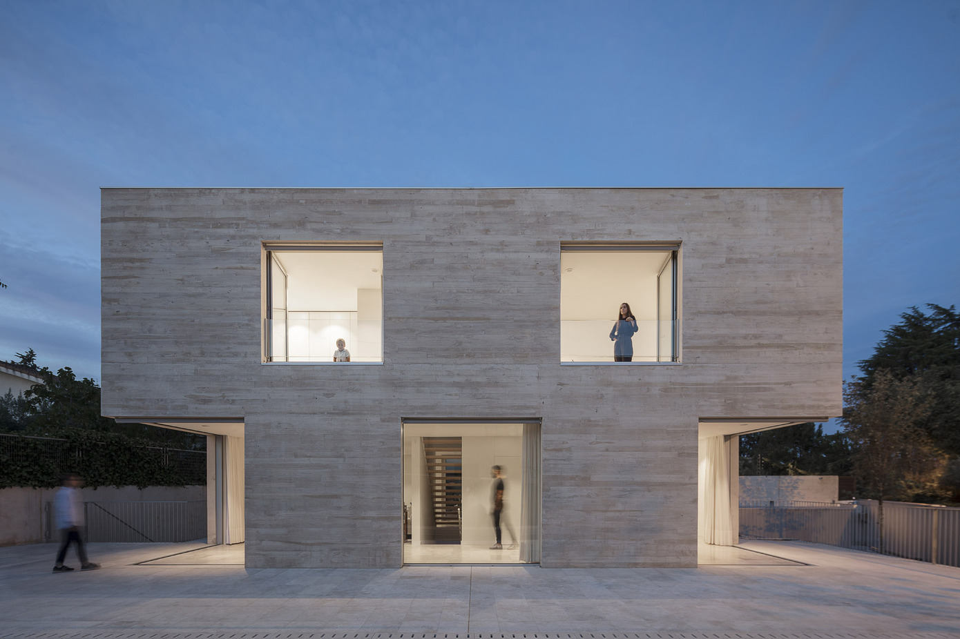 Domus Damero: A Masterpiece of Minimalism in Madrid