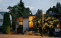 001-inkind-house-seattles-fusion-japanese-style-comfort