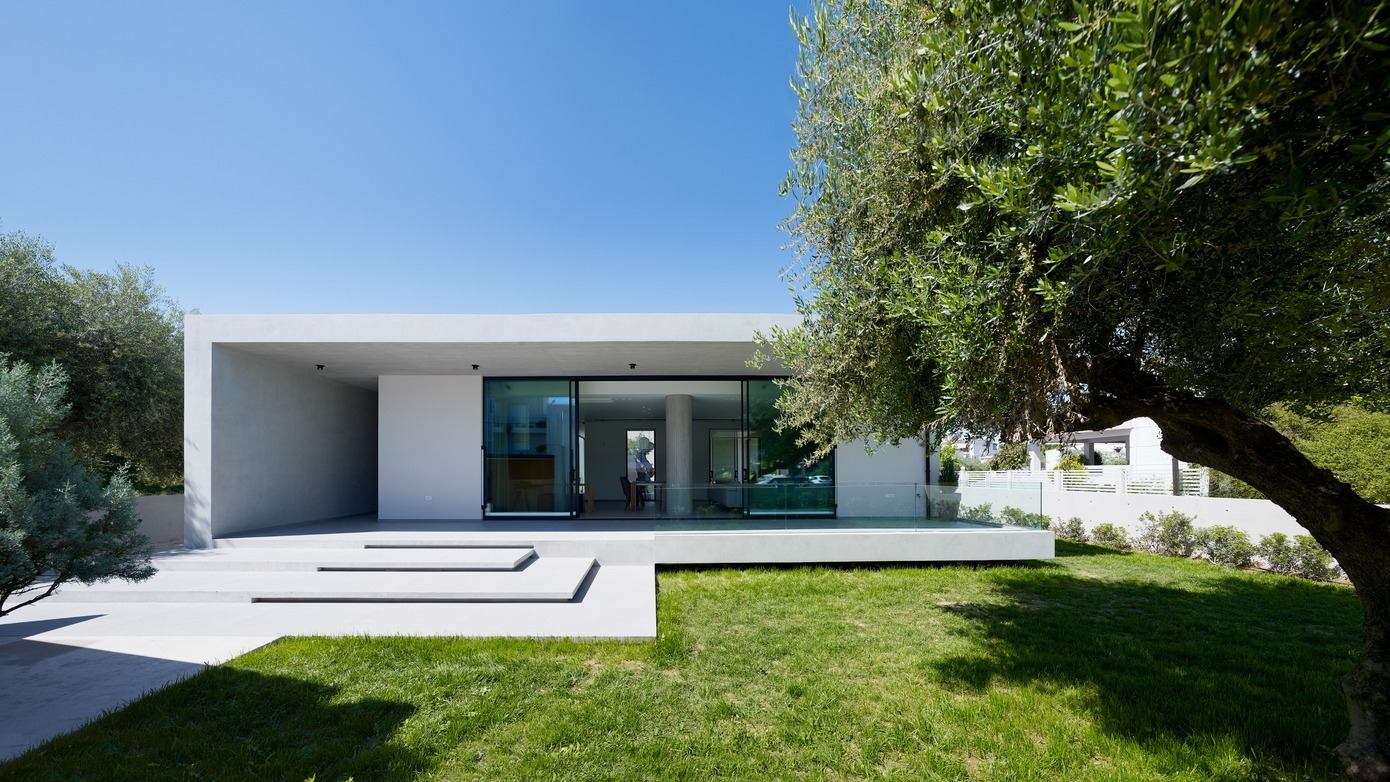 Olea House: A Modern Oasis in Pátrai