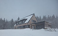 003-haj-cottage-modern-mountain-retreat-czech-republic