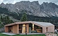 004-carezza-house-modern-mountain-retreat-bolzano
