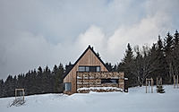 007-haj-cottage-modern-mountain-retreat-czech-republic