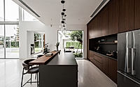 014-white-house-sleek-bangkok-retreat