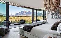 017-winelands-villa-fusion-farmhouse-charm-modern-design