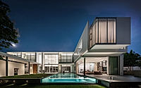 035-white-house-sleek-bangkok-retreat
