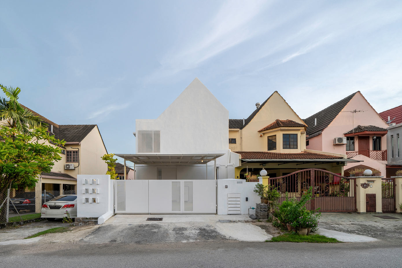 inSight House: Redefining Space with Minimalist Design in Malaysia