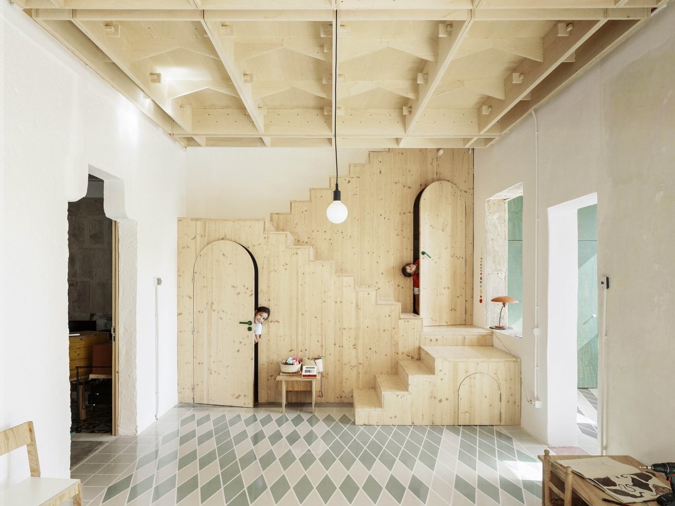 Plywood House: Exploring Local Craftsmanship in Mallorca