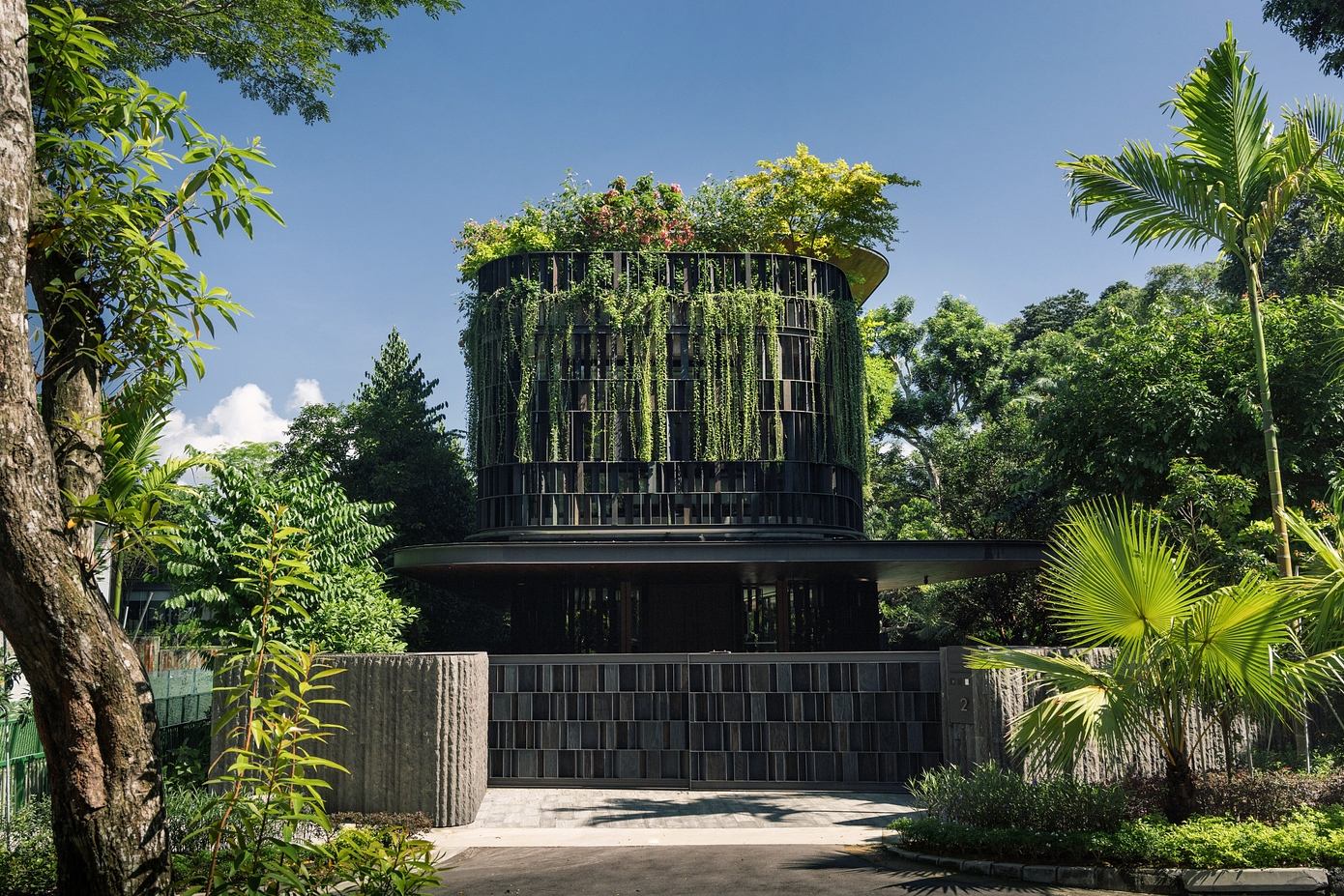 Touching Eden House: Singapore’s Dream Home Unveiled