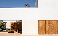 002-brejos-da-carregueira-house-inside-portugals-contemporary-holiday-home.jpg
