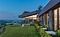 002-house-clancy-a-sustainable-living-vision-overlooking-kinsale-harbour.jpg