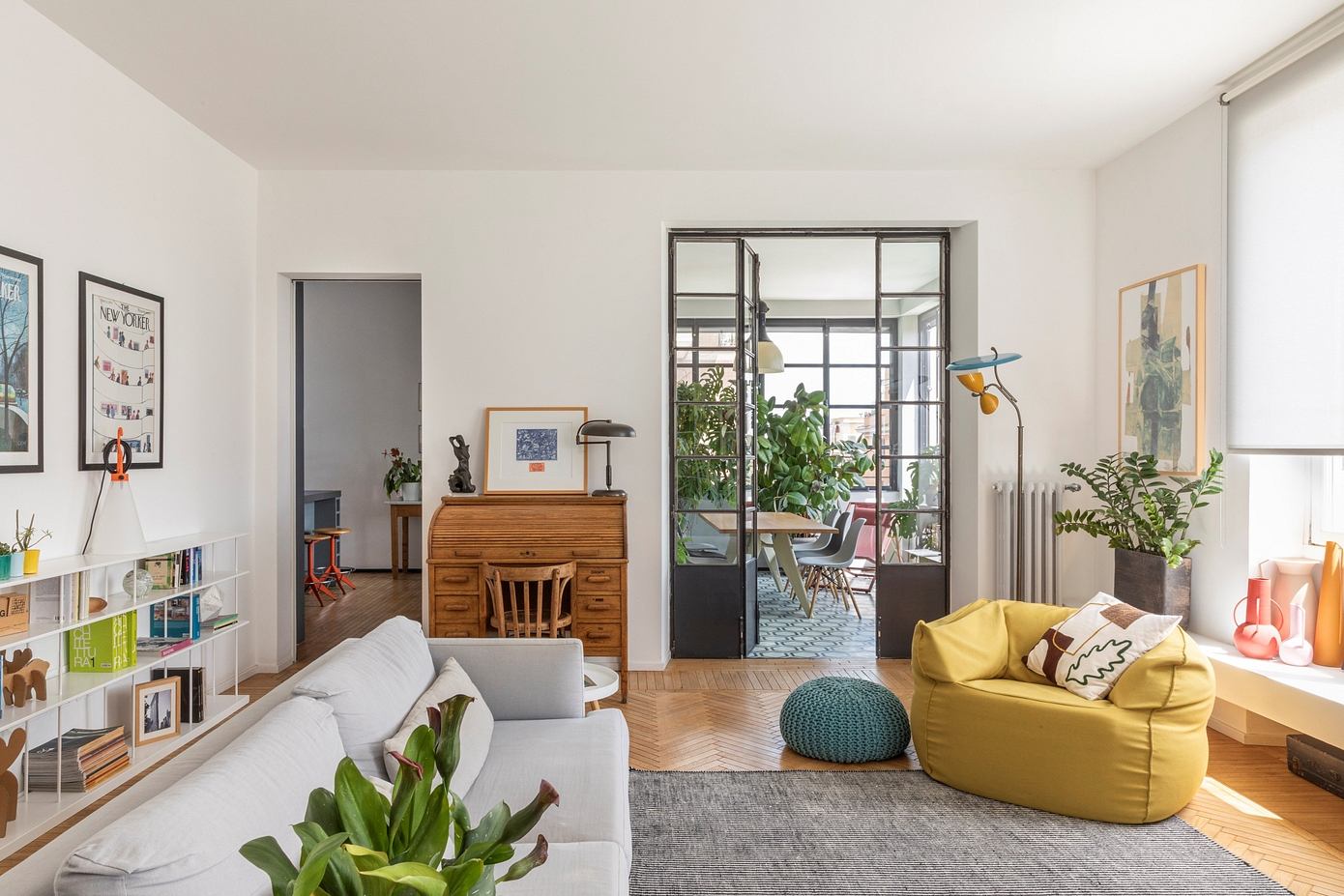 Casa Monteverde: Revitalizing 1940s Apartment in Rome