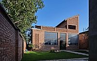 005-glass-brick-dwelling-modernizing-rural-china