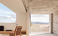 005-sv-house-contemporary-concrete-design-for-rural-living.jpg