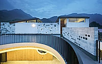 006-mountain-villa-modern-retreat-rural-hebei