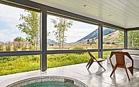 012-jackson-hole-lodge-a-peek-inside-the-ultimate-mountain-retreat.jpg