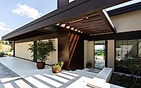 013-house-hills-seamless-indooroutdoor-living