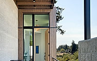 013-lake-tapps-residence-architectural-elegance-meets-mount-rainier-views.jpg