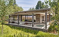 015-jackson-hole-lodge-a-peek-inside-the-ultimate-mountain-retreat.jpg