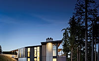 016-lake-tapps-residence-architectural-elegance-meets-mount-rainier-views.jpg
