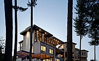017-lake-tapps-residence-architectural-elegance-meets-mount-rainier-views.jpg