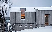 018-chalet-papillon-a-serene-laurentian-mountains-escape.jpg