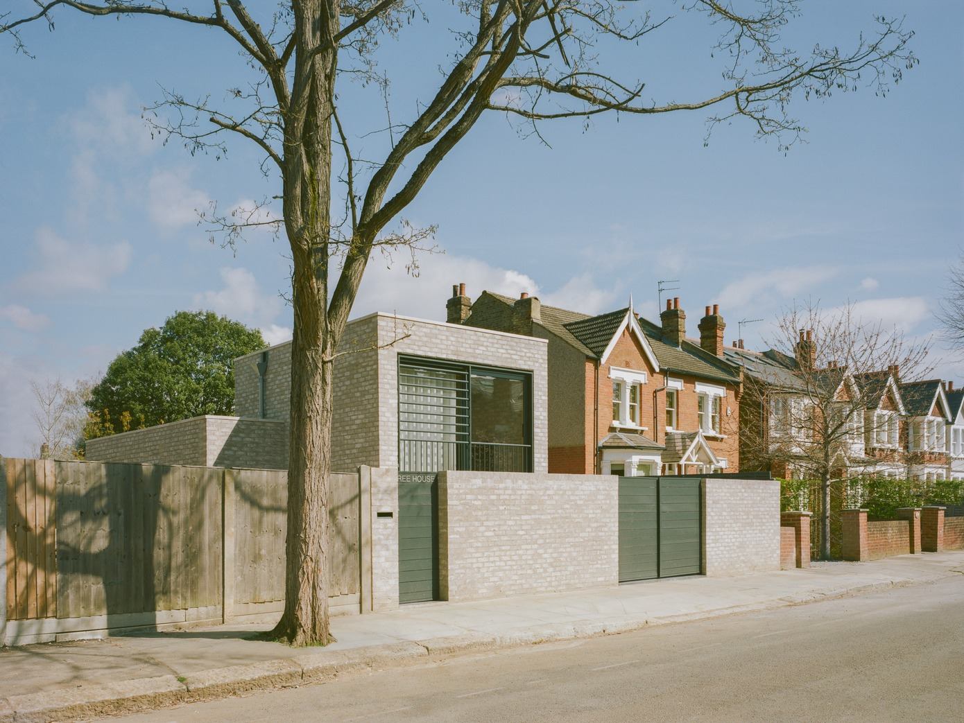 Tree House: A Brick Beauty in London’s Ealing