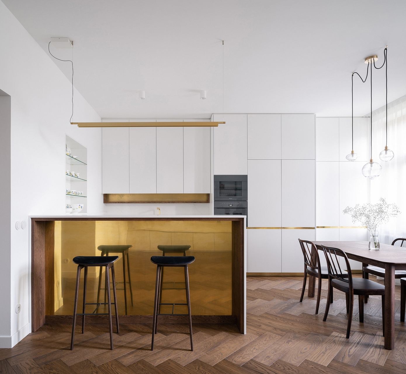 Villa Bianca Apartment: A Fusion of Old and New in Prague