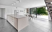 004-woodland-house-a-modern-eco-home-in-devon-by-ar-design-studio.jpg