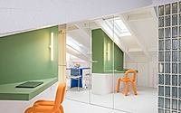 007-casa-flix-revolutionizing-attic-apartment-design-in-madrid.jpg