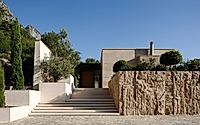 007-villa-mandragora-where-modern-design-embraces-natural-beauty.jpg