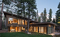 009-arboreal-house-a-modern-retreat-in-the-tahoe-sierras.jpg