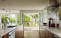 009-windermere-midcentury-renovation-reimagining-1950s-charm.jpg