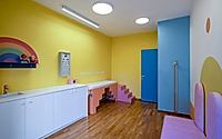 011-pediatricians-office-how-color-wood-shapes-child-friendly-clinics.jpg
