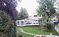 012-ring-house-a-marvel-in-ljubljanas-historic-suburbs.jpg