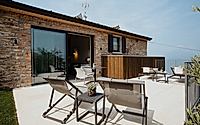 013-favai-hills-discover-unique-lake-garda-living-spaces.jpg