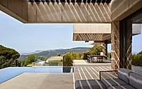 013-la-roca-house-a-masterpiece-of-modern-design-in-spain.jpg
