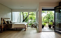 013-windermere-midcentury-renovation-reimagining-1950s-charm.jpg