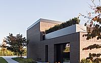 018-230-park-villa-a-modern-jewel-amidst-trebaseleghes-greenery.jpg