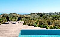 019-casa-infinita-a-modern-getaway-in-noto-by-gordon-guillaumier.jpg