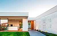 019-silva-escura-house-unveiling-a-single-story-family-home.jpg