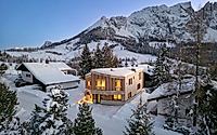 022-house-carezza-embracing-modern-alpine-living-in-bolzano.jpg