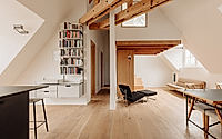 001-amsterdam-loft-preserving-1924s-charm-with-modern-flair.jpg