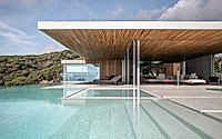001-barcelona-house-innovative-design-meets-natural-beauty.jpg