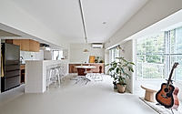 001-hayama-apartment-a-beacon-of-minimalist-living-in-japan.jpg